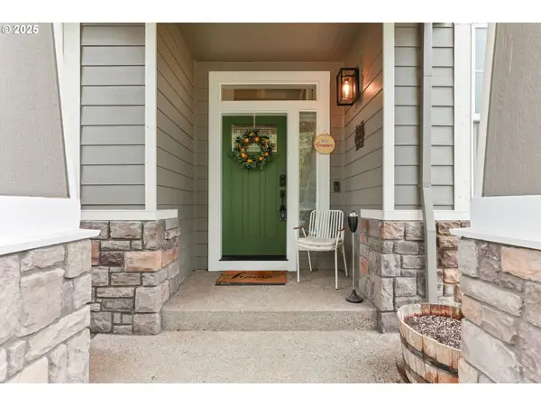 138 N LINK CT, Newberg, OR 97132