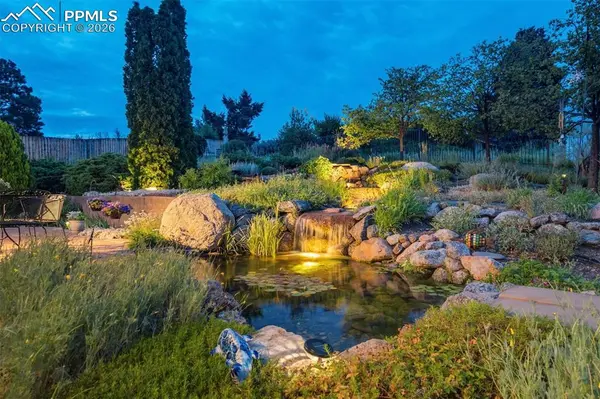 4323 Roundtree CT, Colorado Springs, CO 80915