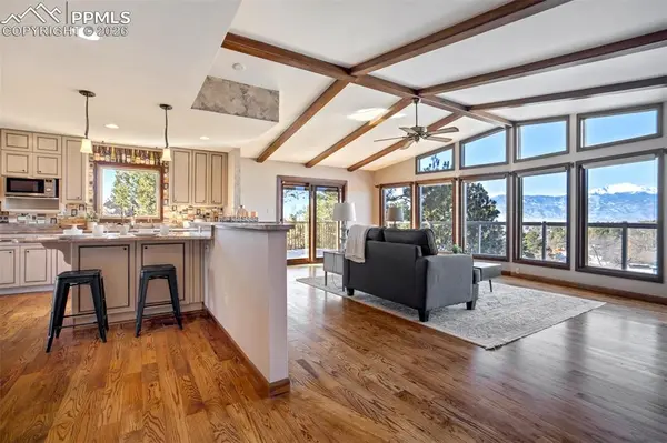 4323 Roundtree CT, Colorado Springs, CO 80915