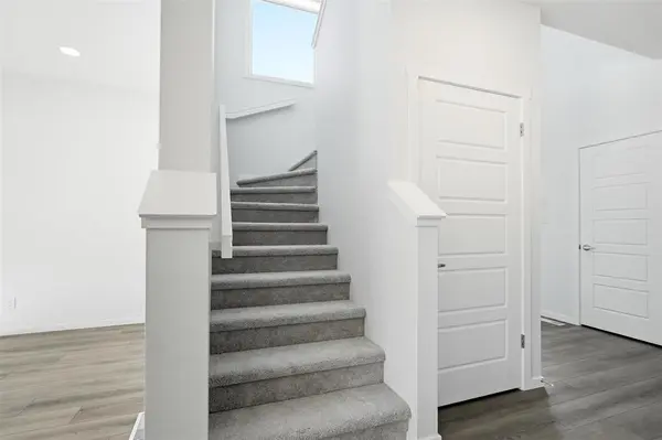 263 Bill Briercliffe DR, Winnipeg, MB R3W 0S5