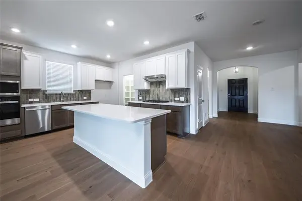 102 National Court, Forney, TX 75126