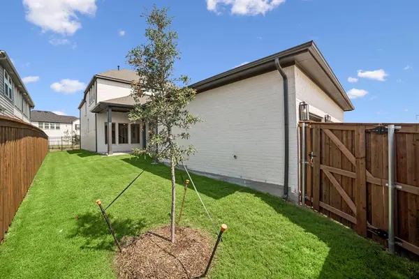 1056 Hackberry Emperor Street, Crowley, TX 76036