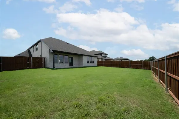 115 Heritage Hill Drive, Forney, TX 75126