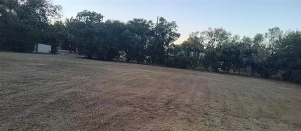 200 E Willis Street, Winters, TX 79567