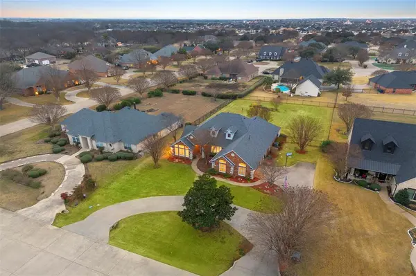 669 Brookhaven Court, Waxahachie, TX 75165