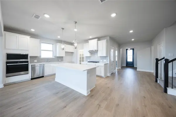 131 Heritage Hill Drive, Forney, TX 75126