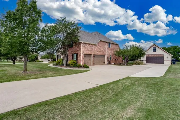 2890 Forest Drive, Celina, TX 75009