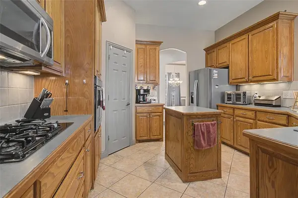 1908 Meadow Springs Drive, Haslet, TX 76052