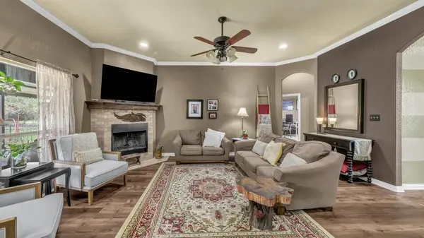 197 Savannah Drive, Weatherford, TX 76087