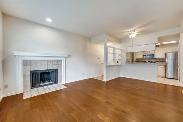 3110 Devonshire Drive #113, Plano, TX 75075