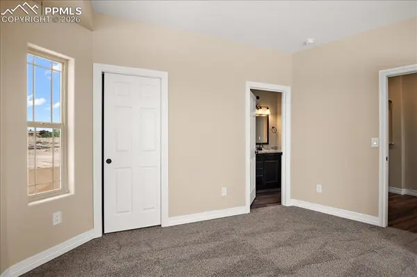 366 N Desert Cove DR, Pueblo West, CO 81007