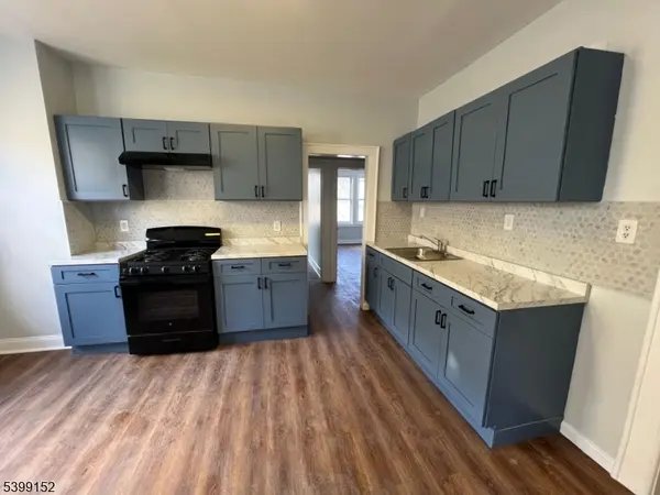 55 Schley St, Newark City, NJ 07112