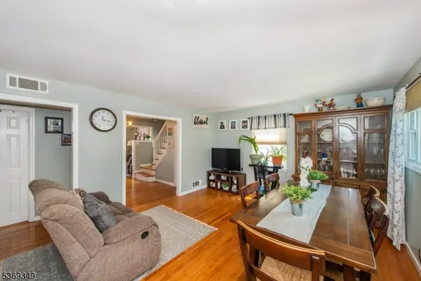 88 Ozone Ave, Cedar Grove Twp., NJ 07009