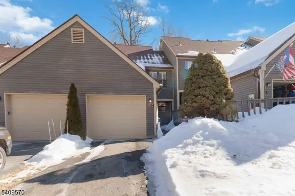 16 Quincy Ln, West Milford Twp., NJ 07480