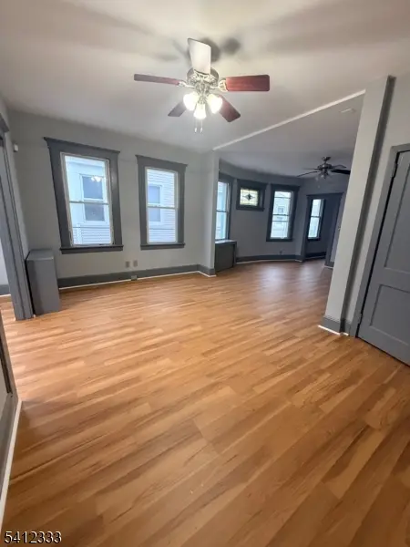 18 Hussa St, Linden City, NJ 07036