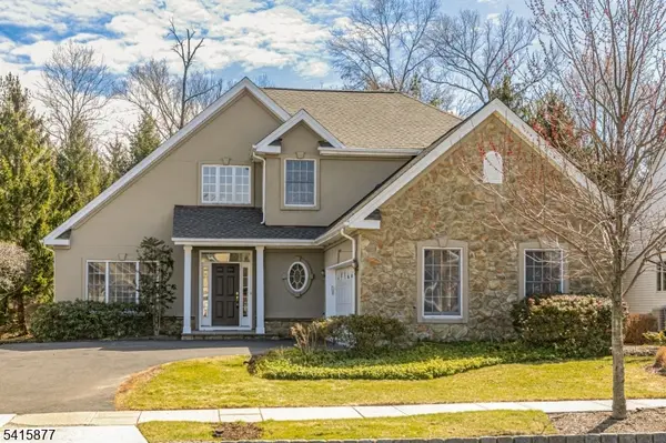 15 Bethpage Dr, Montgomery Twp., NJ 08558