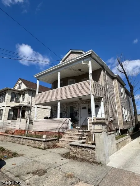 217 Lawrence St, Paterson City, NJ 07501
