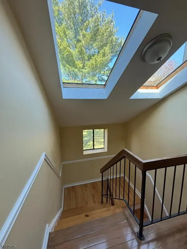 15 Delbarton Ct, Washington Twp., NJ 07840