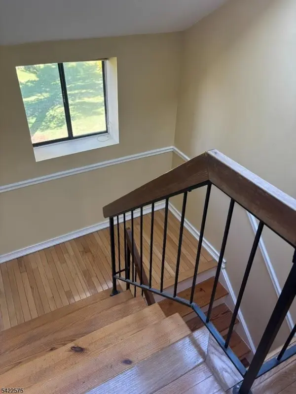 15 Delbarton Ct, Washington Twp., NJ 07840