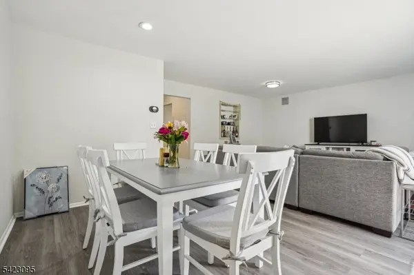 165-110 Essex Ave, Metuchen Boro, NJ 08840