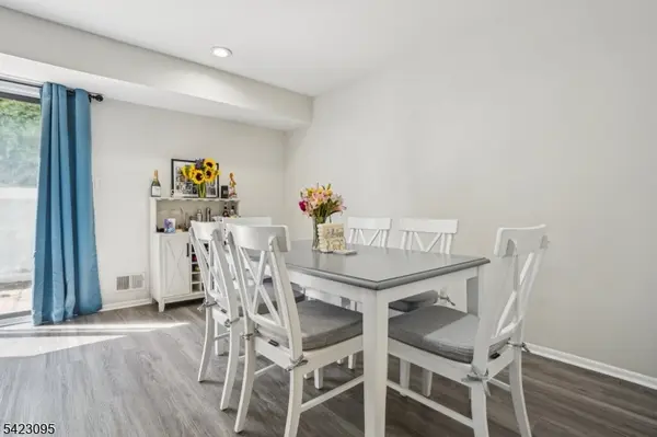 165-110 Essex Ave, Metuchen Boro, NJ 08840