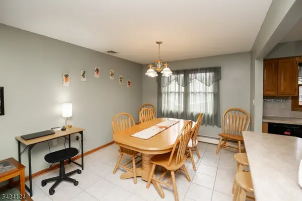 4 Broadway, Hopatcong Boro, NJ 07843