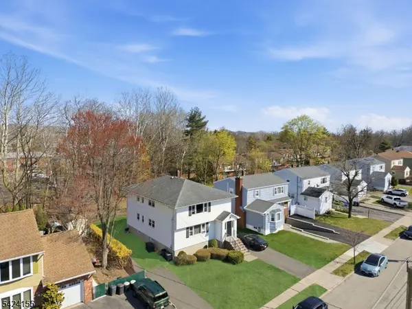 425 Midland Ave, Pompton Lakes Boro, NJ 07442