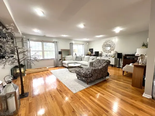 100 Glen Ridge Ave #11, Glen Ridge Boro Twp., NJ 07028