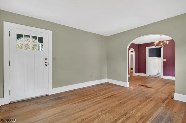 63 Laurel Ave, Franklin Twp., NJ 08528