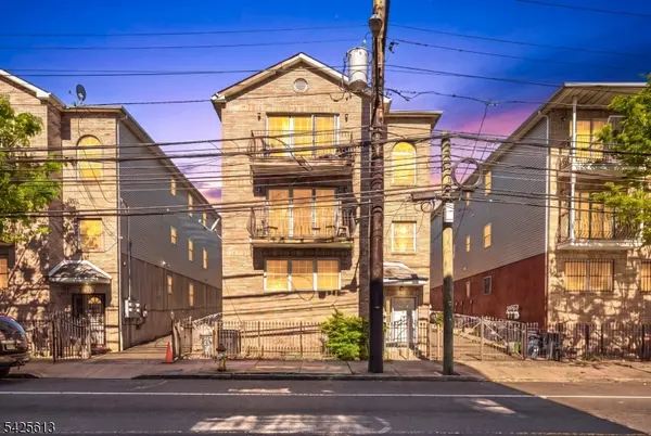 25-27 Norfolk St, Newark City, NJ 07103