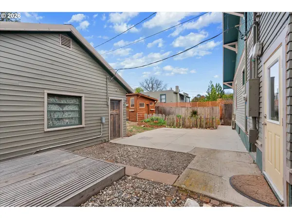 2504 VALLEY AVE, Baker City, OR 97814