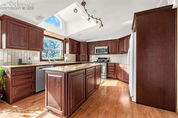 2084 Barrett RD, Colorado Springs, CO 80926