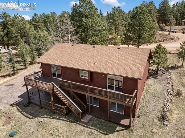 300 Piney Point LN, Woodland Park, CO 80863