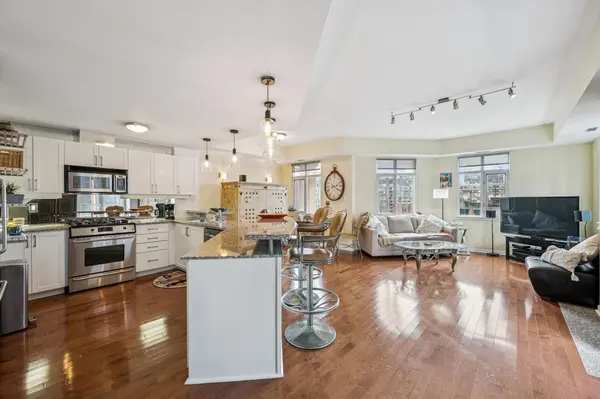 550 Front ST W #620, Toronto C01, ON M5V 3N5