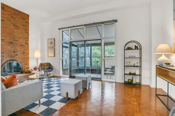 80 Shadberry DR, Toronto C15, ON M2H 3C8