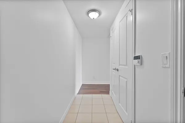 50 Town Centre CT #1210, Toronto E09, ON M1P 0A9