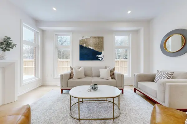 1 Big Canoe DR, Georgina, ON L0E 1R0