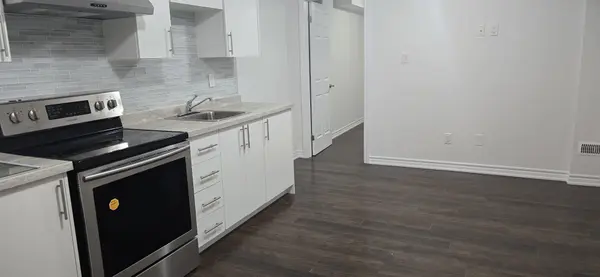 20 Rivoli DR, Vaughan, ON L4H 3X2