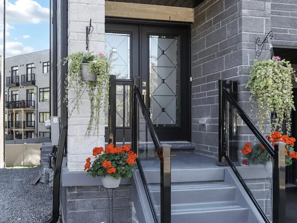 163 Lebovic Campus DR, Vaughan, ON L6A 5A1