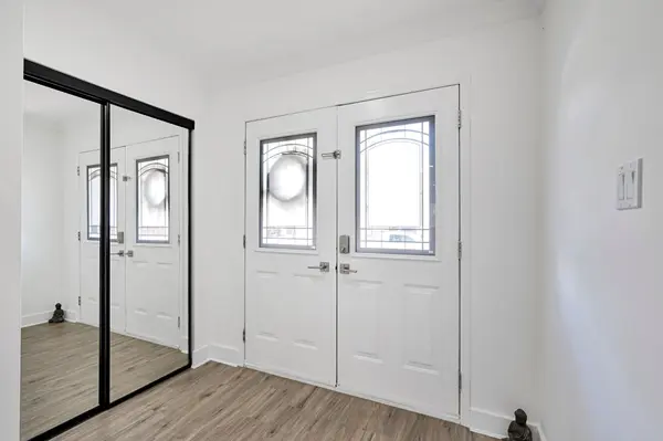 91 Butternut DR, Barrie, ON L4N 9Z7