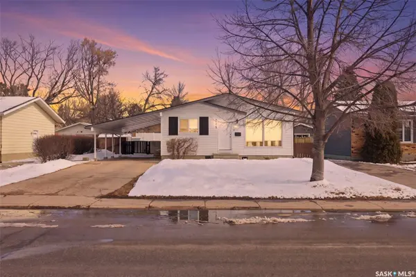 335 Avondale ROAD, Saskatoon, SK S7H 5B4