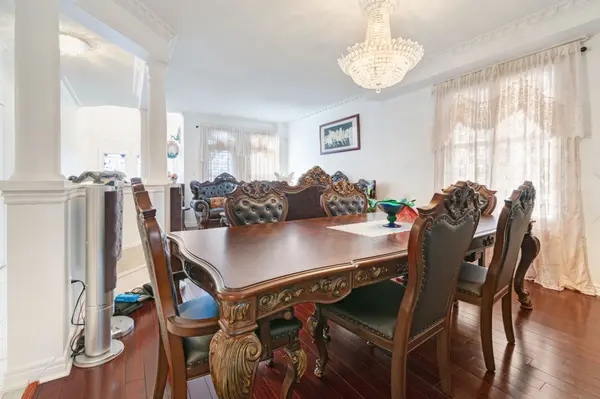 75 Olivia Marie RD, Brampton, ON L6Y 0N1