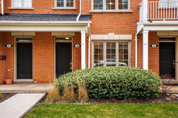 161 Thirteenth ST #10, Toronto W06, ON M8V 4E4