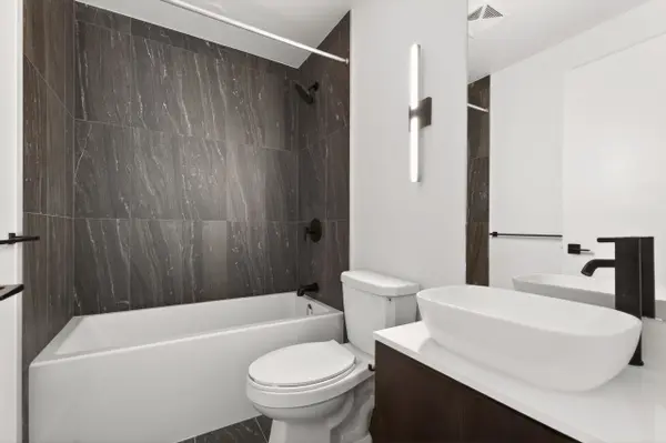 1185 Dupont ST N #502, Toronto W02, ON M6H 0G5