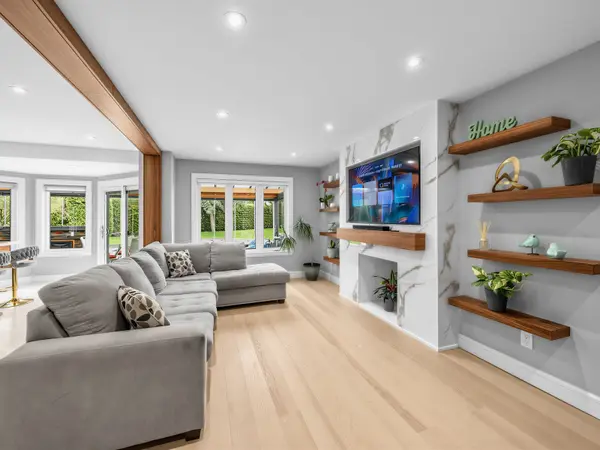 14 Jeremy PL, Brampton, ON L6S 5K6