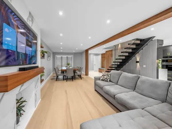 14 Jeremy PL, Brampton, ON L6S 5K6