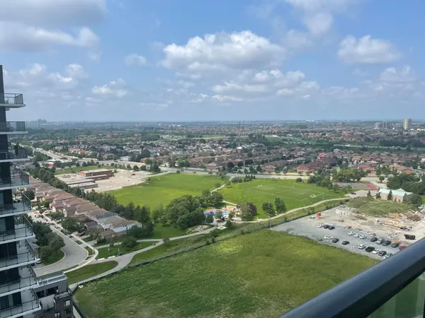 4099 Brickstone Mews #2106, Mississauga, ON L5B 0G2