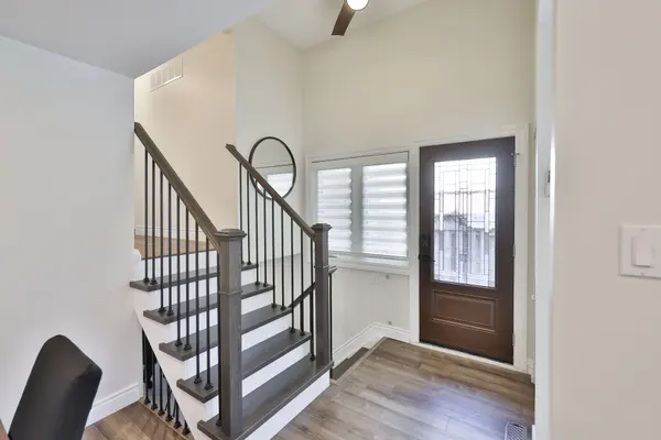 2531 Mainroyal ST, Mississauga, ON L5L 1E1