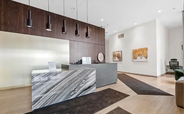 8010 Derry RD W #1605, Milton, ON L9T 9N3