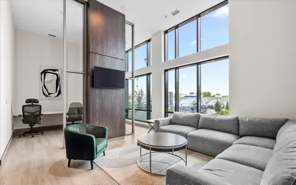 8010 Derry RD W #1605, Milton, ON L9T 9N3